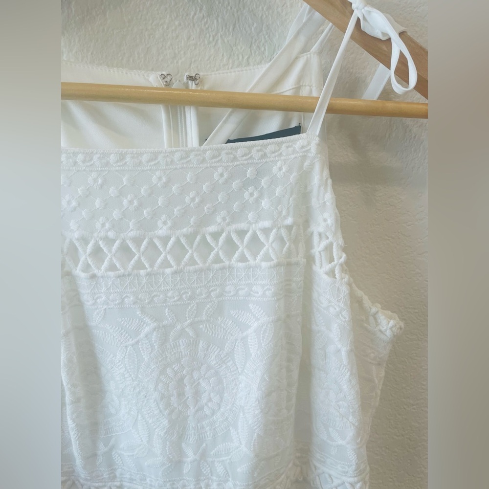 WHBM White Floral Lace Tie-Shoulder Maxi Dress Size 00P - Picture 4 of 4